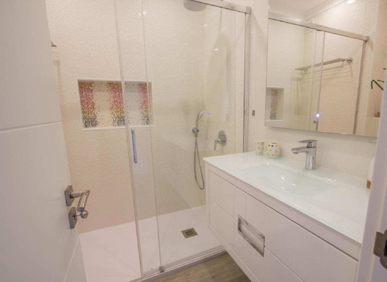 Luxury Beach Sea View 200M Beach & 10Min Centre Lagos Bagian luar foto